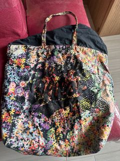 （分類：）位於 。 由 nicole125 提交（商品編號 1239918551，圖片 1）。簡介： 。