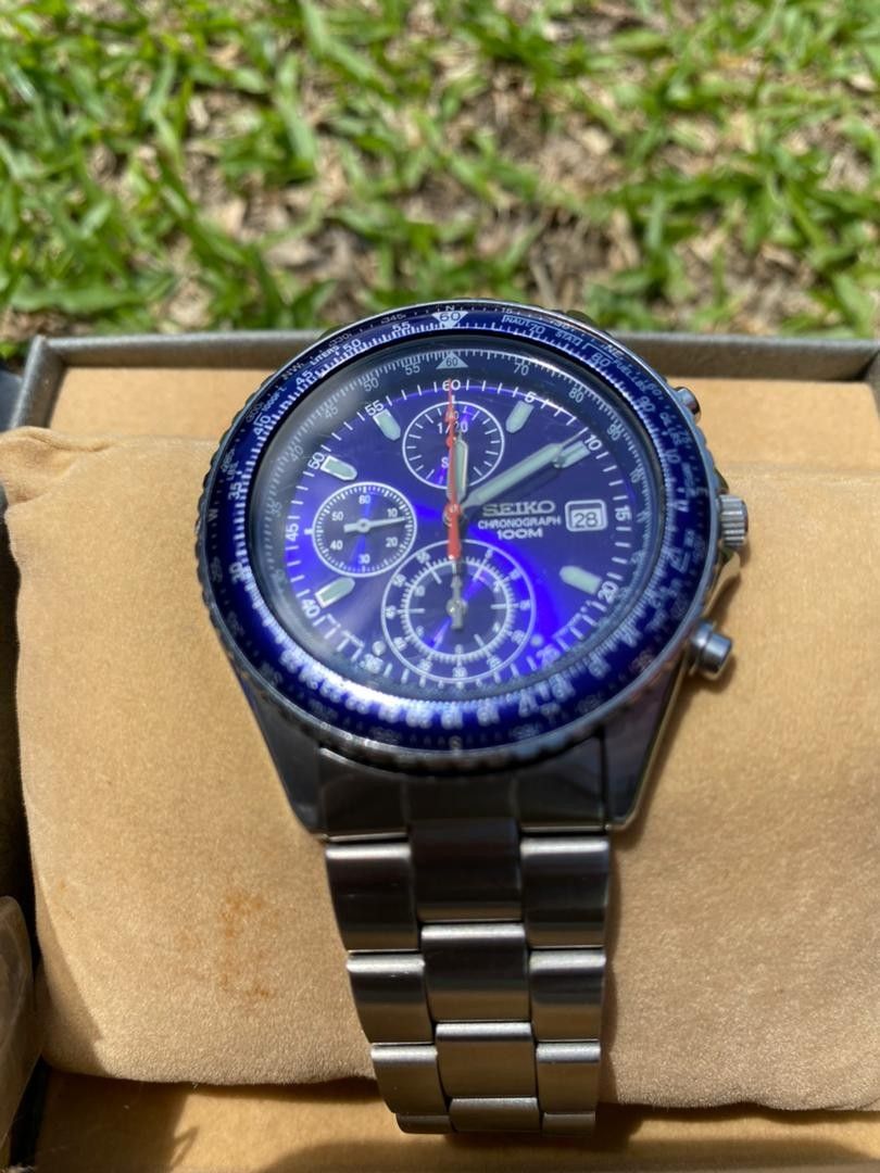 Seiko men's snd255p1 flightmaster pilot slide on sale rule chronograph watch