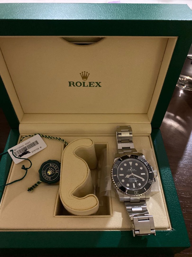 Selling sales rolex submariner