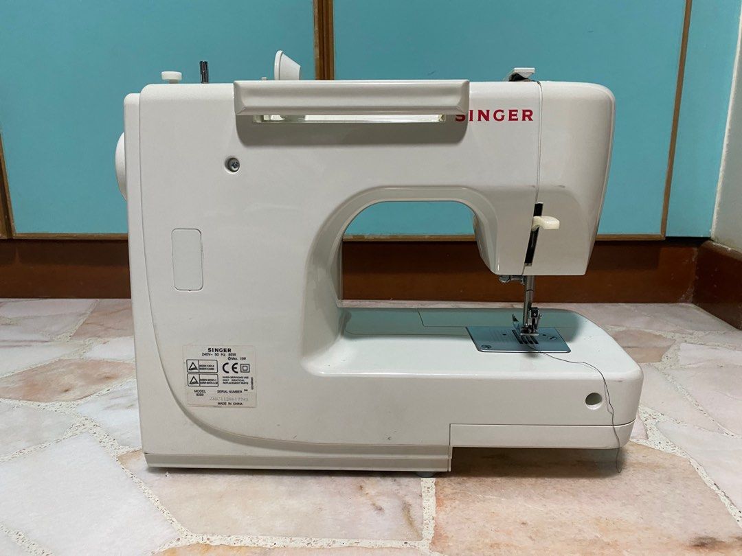 SINGER 8280 Sewing Machine, TV & Home Appliances, Other Home Appliances