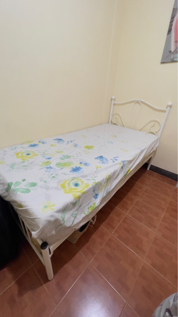 Single cot best sale with mattress price