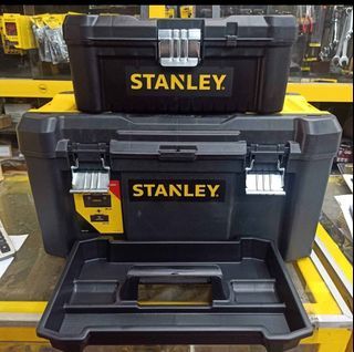 Stanley Essential Series Tool Box 19“ with free 12.5“ 75-772