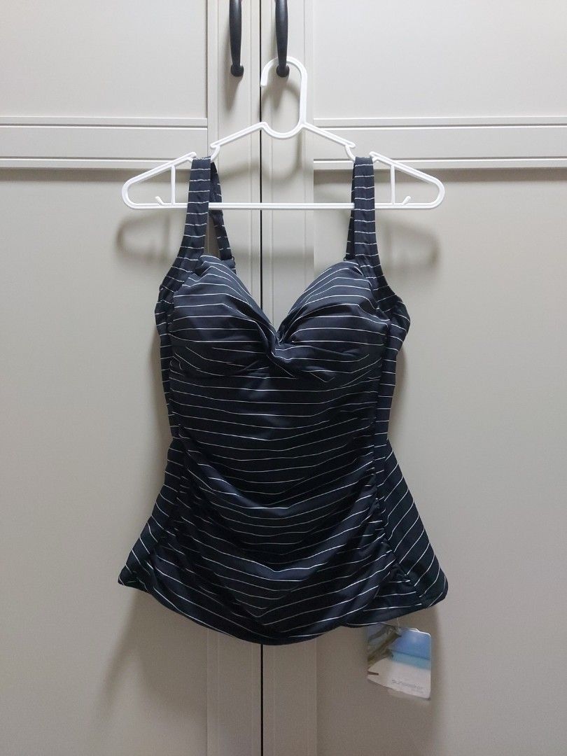 Sunseeker costumes shop