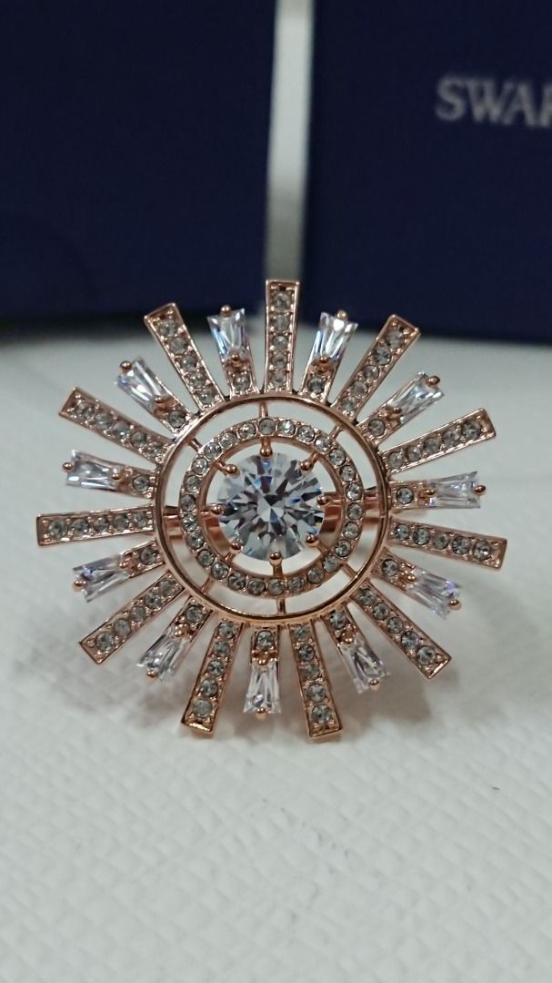 Swarovski Sunshine Cocktail Ring White Rose gold plating