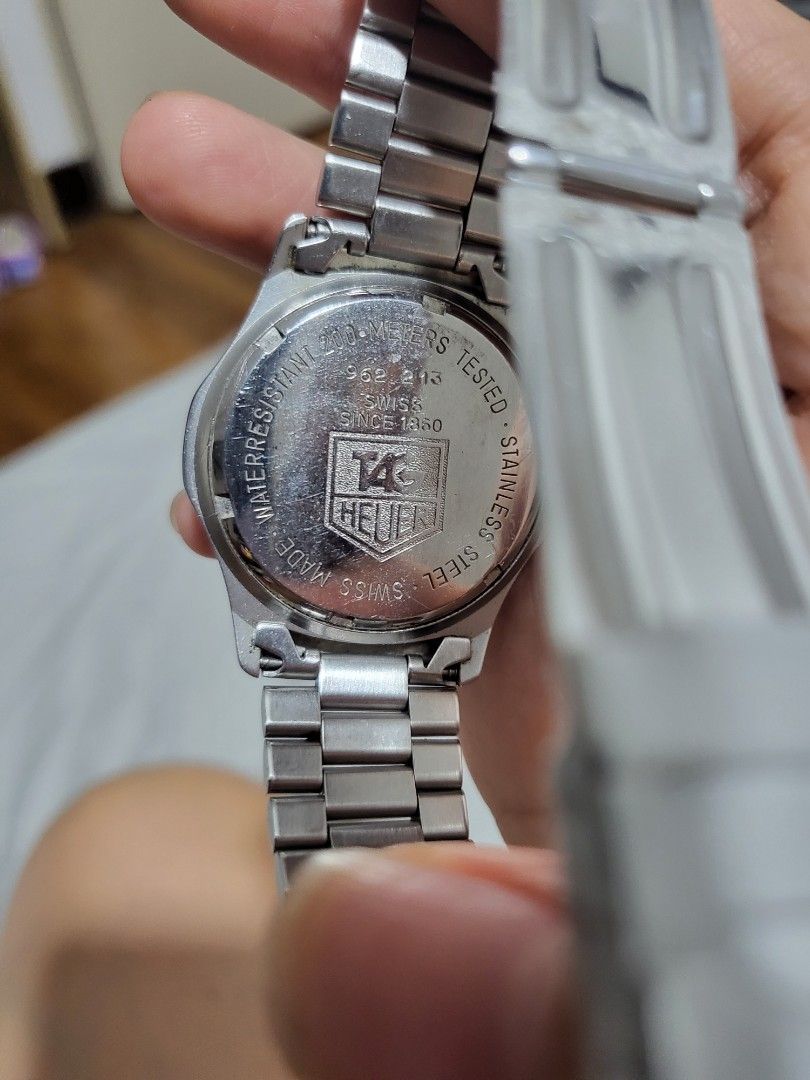 Tag Heuer 2000 Professional (Category: Luxury Watches) located in Paranaque City. Submitted by prelovedfinds.mnl (Listing ID 1239934464, Image 2). Description: Tag Heuer Professional 2000. 962. 213 Rfs: Not using anymore. Need funds.
