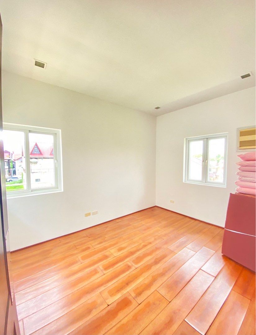 Tagaytay country homes 1, Property, For Sale, House & Lot on Carousell