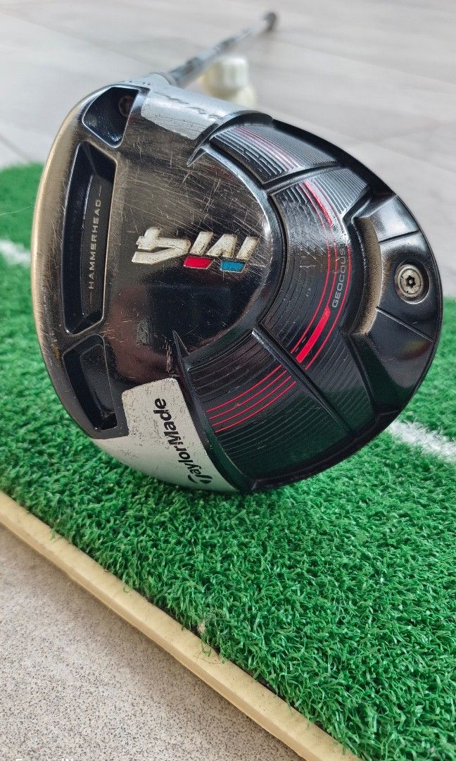 TaylorMade M4 driver 10.5 head, Sports Equipment, Sports & Games, Golf