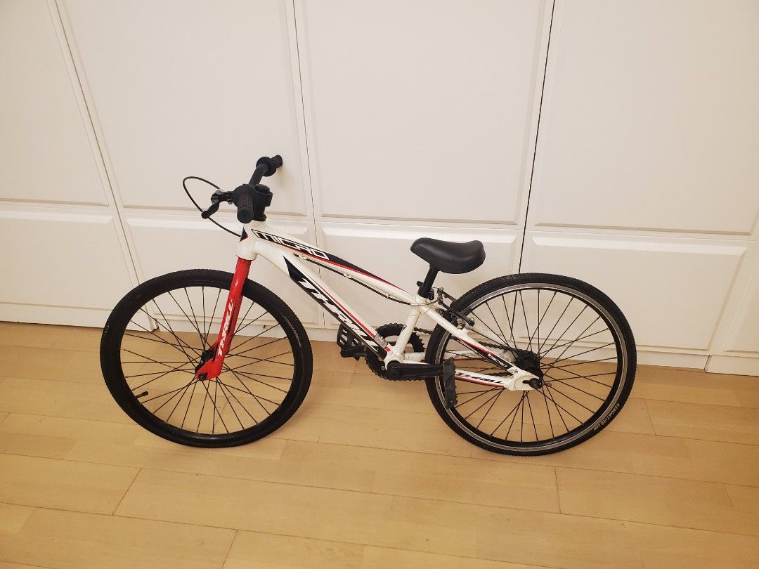 Bmx online race thrill