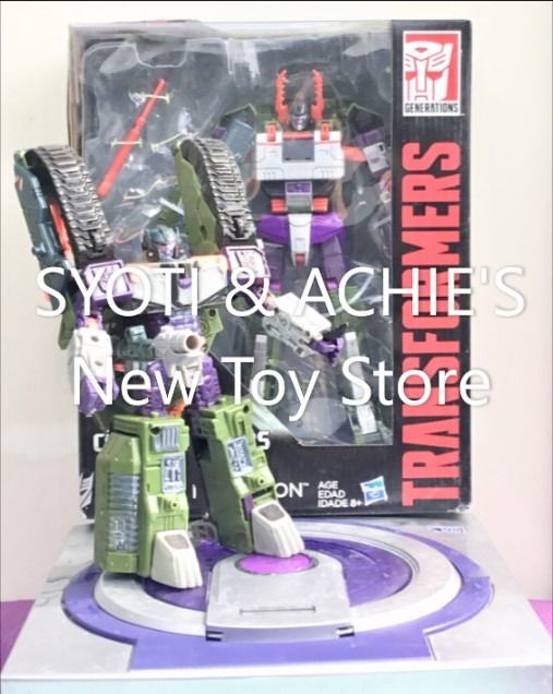 Transformers Armada / Combiner Wars Megatron SET (Category: Action & Battle Toys) located in Bacoor. Submitted by syotiachiesnostalgiccollection (Listing ID 1239909663, Image 2). Description: 🥰 🥰 🥰 For SALE ❗️ ❗️ ❗️ AUTHENTIC Hasbro 💯 💯 💯 🥰 🥰 🥰 SELLING Doubles 🤖 🤖 TRANSFORMERS ARMADA / COMBINER WARS MEGATRON SET Transformers Combiner Wars MEGATRON GREAT Condition ✨✨✨ TIGHT joints 🦾🦿 Includes Instruction Manual 📃✅✅✅ Back in BOX 📦✅✅✅