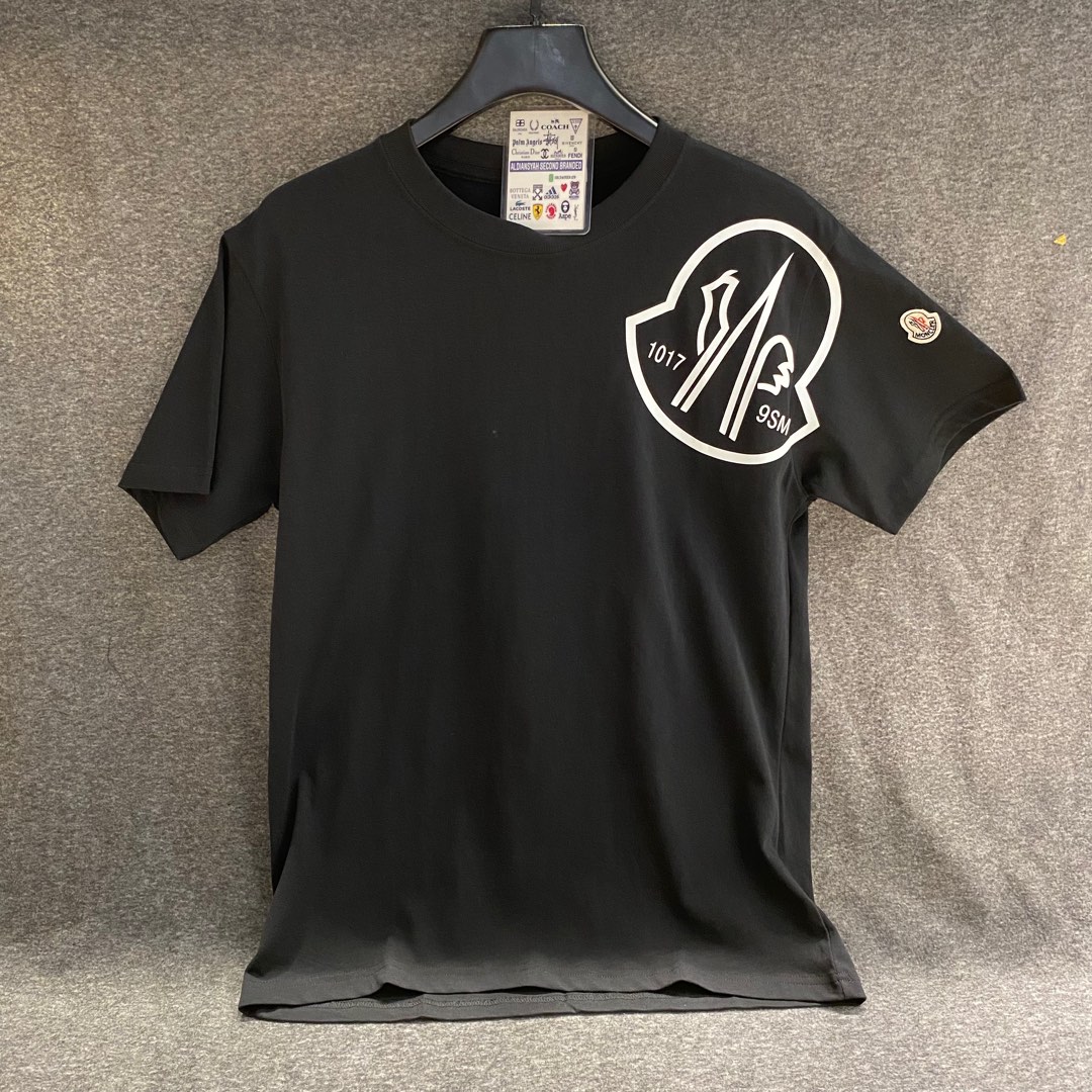 T-shirt Moncler, Barang Mewah, Pakaian di Carousell