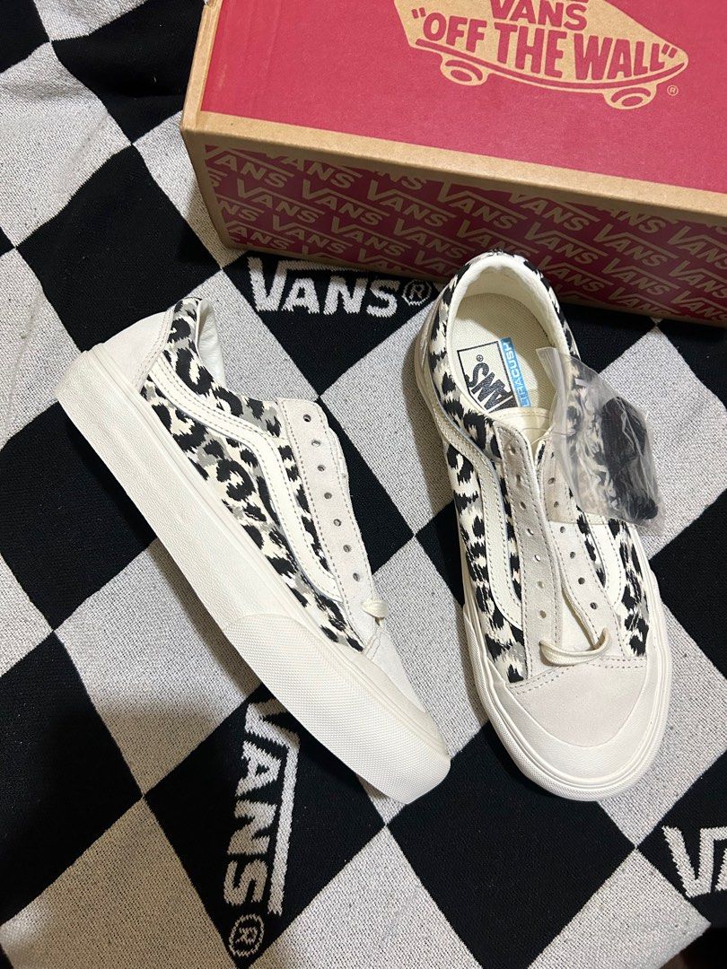 Vans leopard sales 36