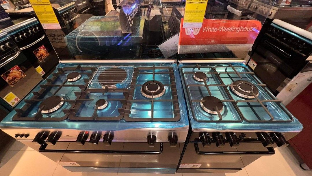 WHITE WESTINGHOUSE RANGE (GAS AND ELECTRIC HOT PLATE), TV & Home