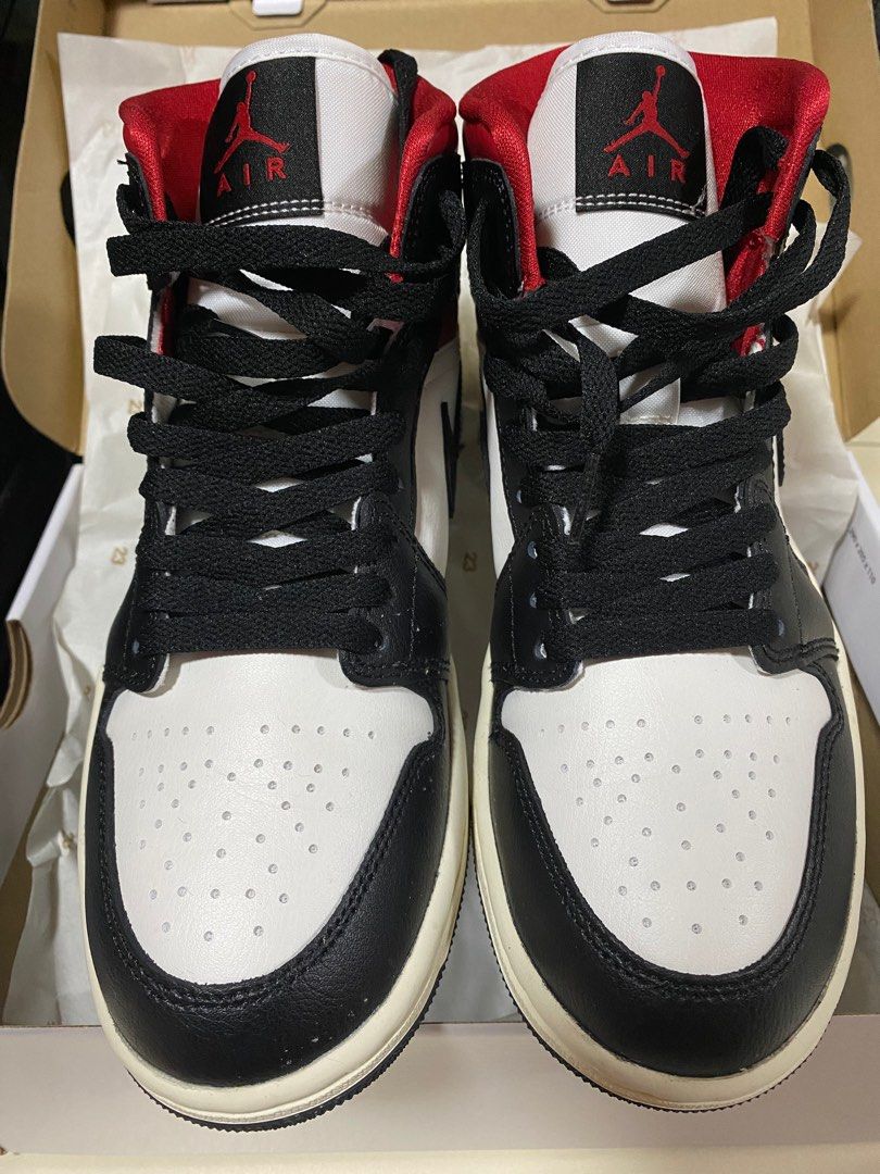 womens jordan mid