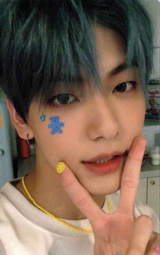 WTB LFS SOOBIN BLUE HOUR MINISODE R PC (Category: Storybooks) located in Bulacan. Submitted by uzumaki.shop (Listing ID 1240039396, Image 1). Description: wtb lfs ph tomorrow by together tubatu pc soobin blue hour minisode r - on hand - preferably tingi 🥹 - dm me for offers - can do sco .