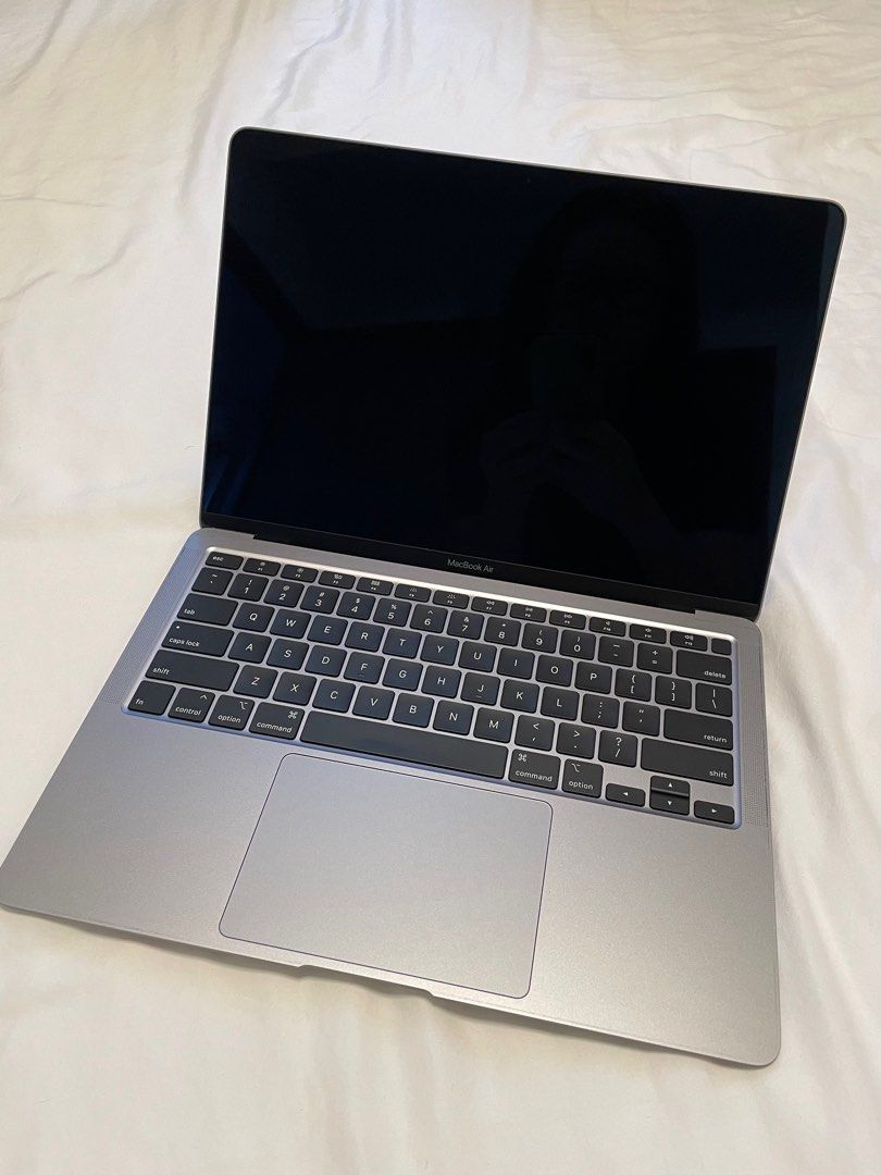 13インチMacBook Air スペースグレイ - MacBook本体