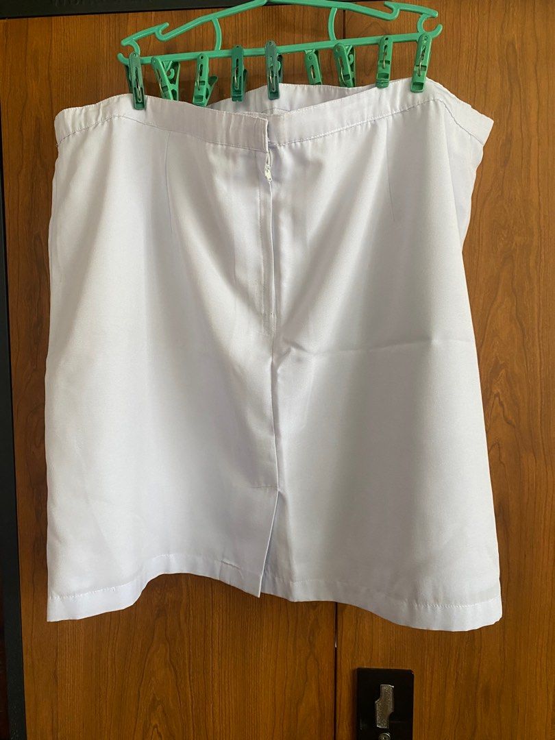 3xl 4xl White Uniform Skirt (Category: Skirts) located in Las Pinas. Submitted by milkydeclutter (Listing ID 1240200859, Image 2). Description: - SIZE: 3xl to 4xl - White College / Med school Skirt Uniform - Cloth: Klopman (non-stretch) - Was used only for 1 yr (internship year) - With inner lining (see photos) - With signs of usage - Can be adjusted / tahiin into a smaller size - Straight cut - 4 pcs available Measurements (WHEN LAID FLAT) - Wai