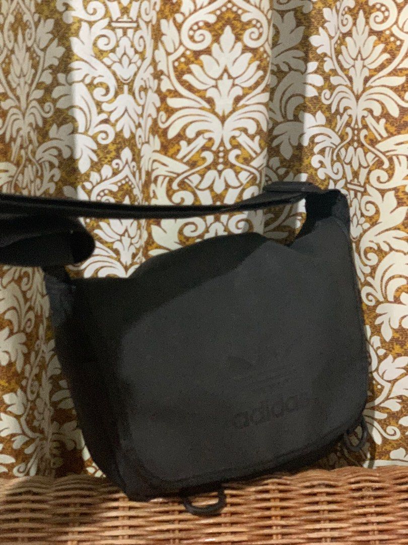 Adidas archive messenger bag, Men's Fashion, Bags, Sling Bags on Carousell