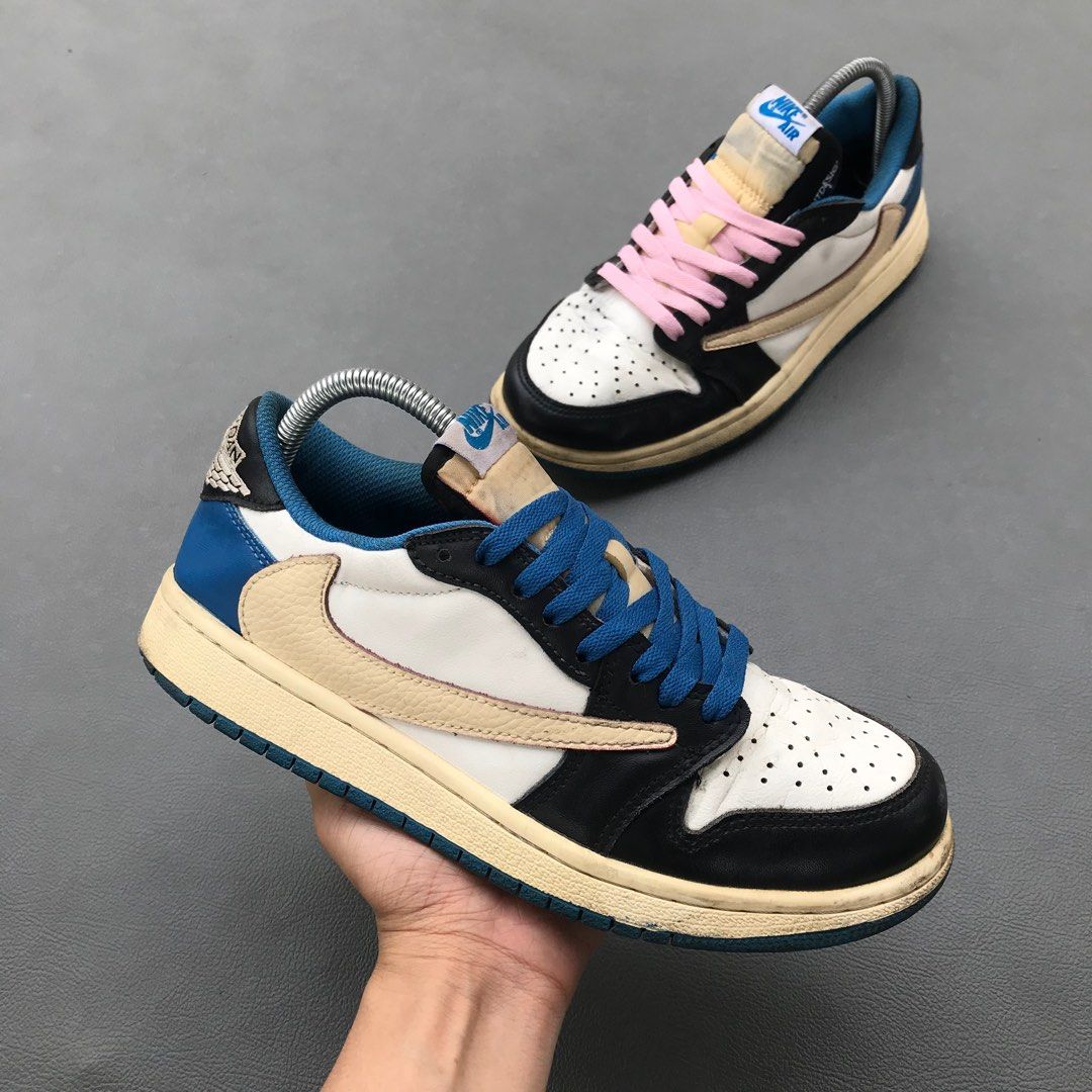 Air Jordan 1 Retro Low Og Sp Fragment X Travis Scott Second On Carousell Air Jordan 1 Retro Low Og Sp Fragment X Travis Scott Second On Carousell