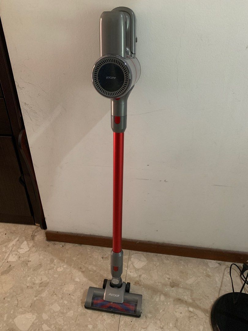 Airbot Vacuum Cleaner (no charger, sell for spare parts), TV & Home