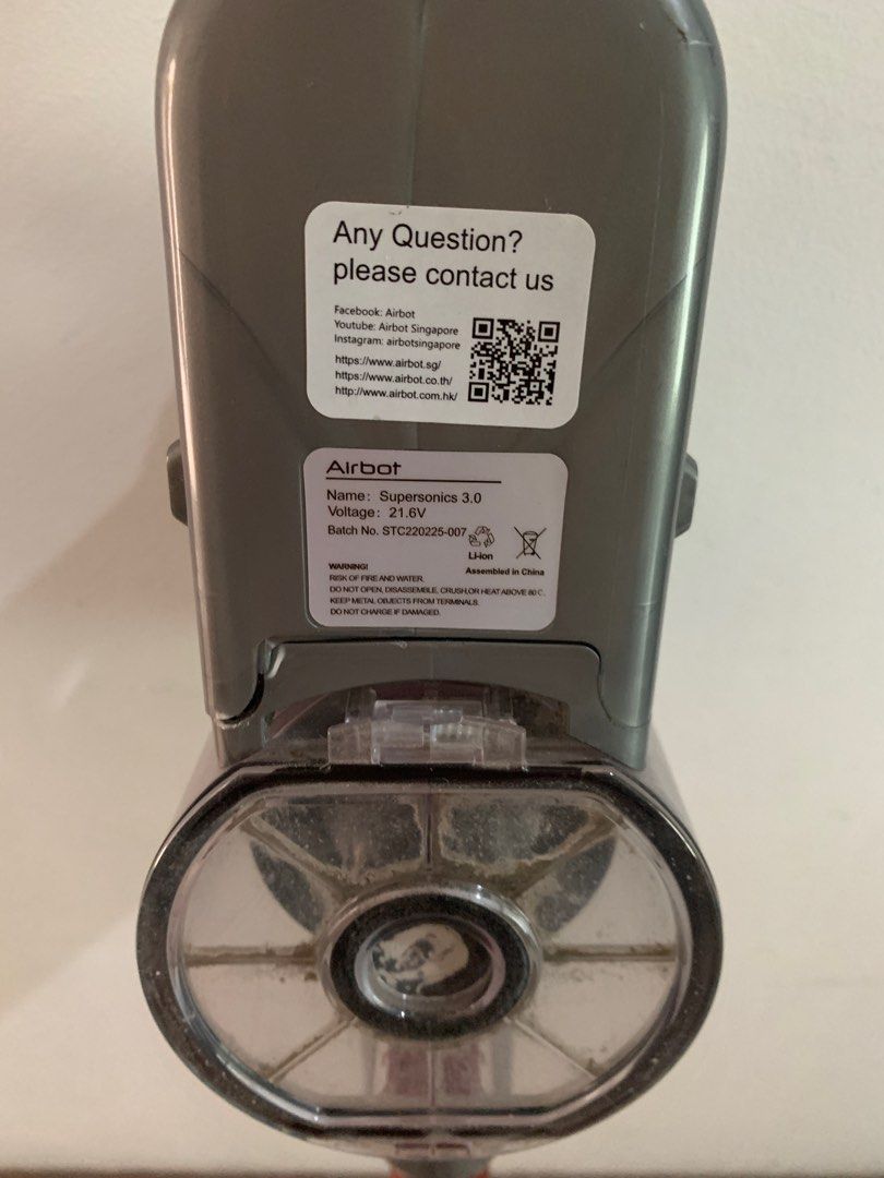 Airbot Vacuum Cleaner (no charger, sell for spare parts), TV & Home