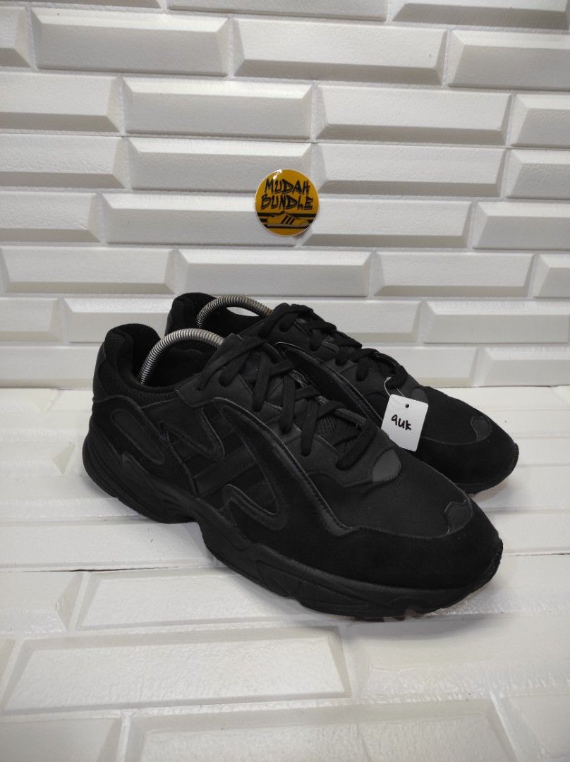 adidas yung all black