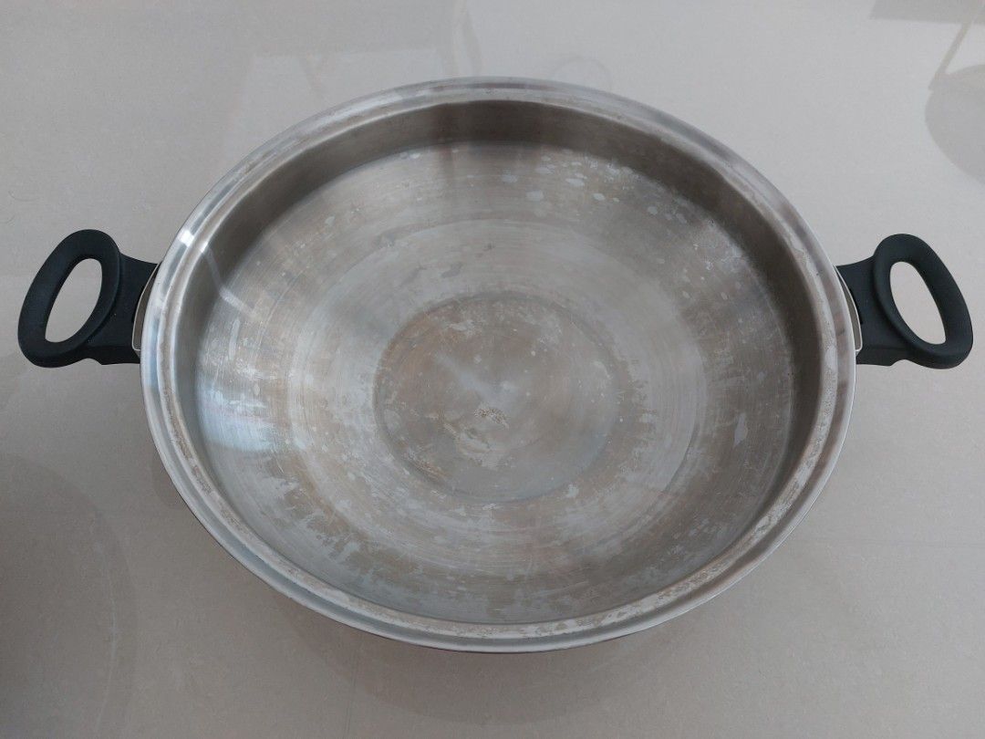 Amway Queen cookware wok, Furniture & Home Living, Kitchenware