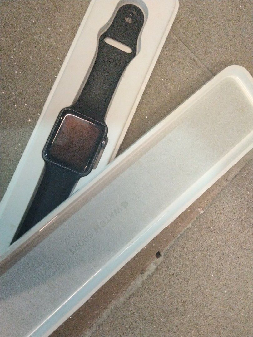 Apple watch sales series 1 gumtree