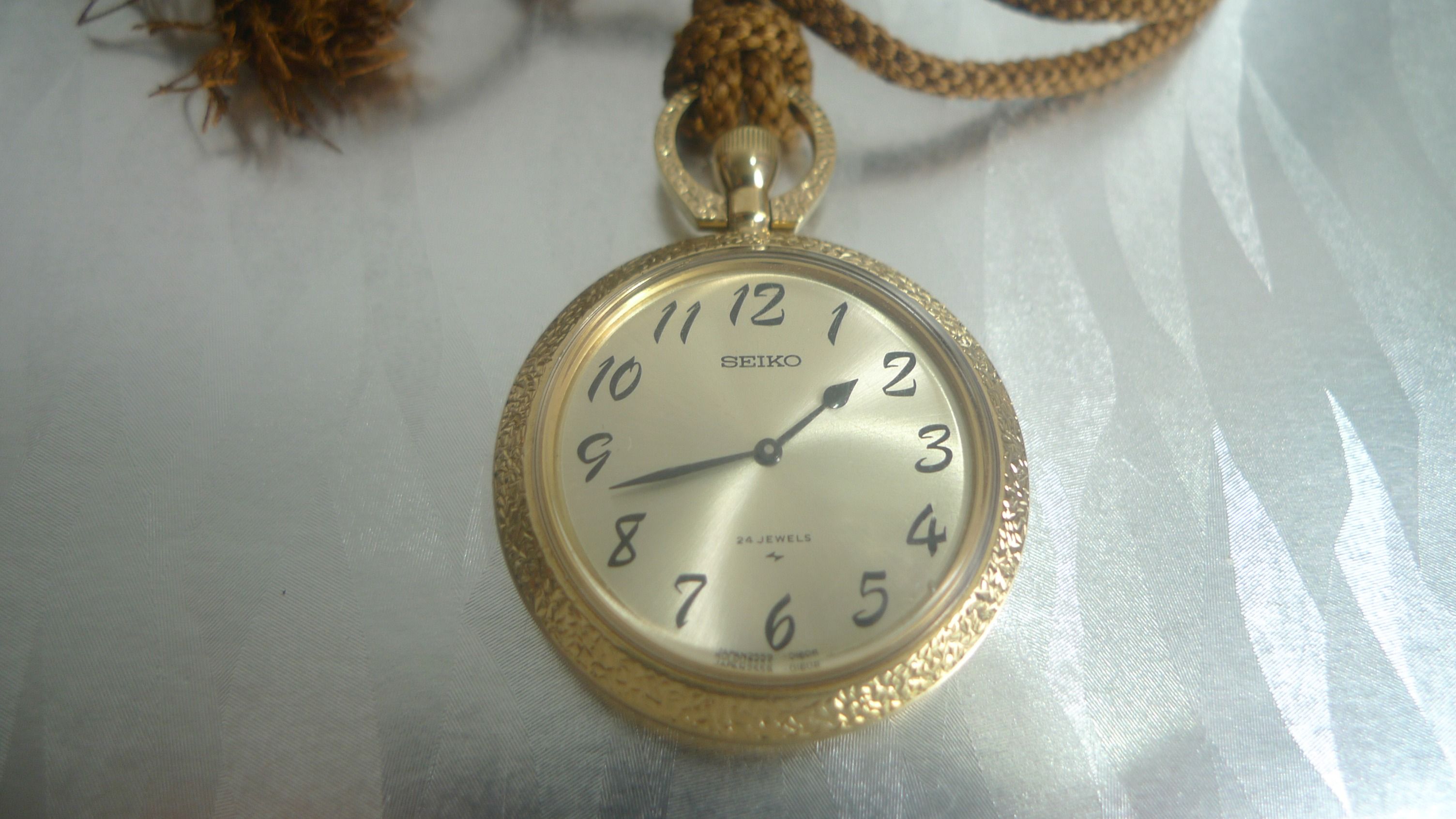 Seiko mechanical pocket watch discount