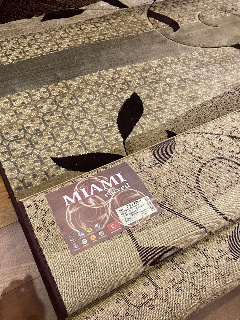 Assorted high quality carpets (4x), Furniture & Home Living, Home Decor