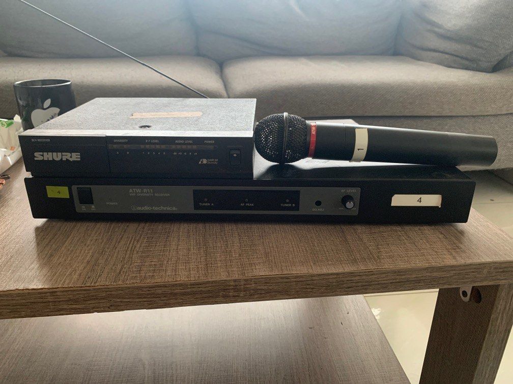 Audio Technica microphone & Receiver / Shure Receiver for spare parts