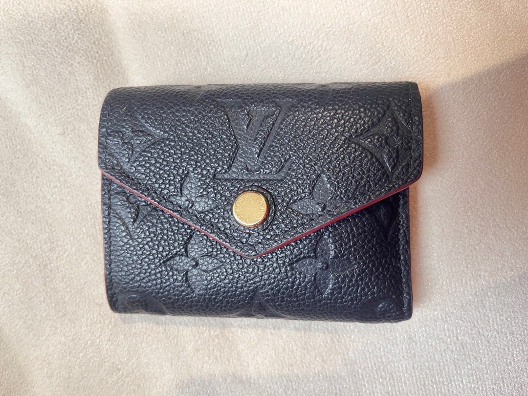 Louis Vuitton Zoe wallet, Luxury, Bags & Wallets on Carousell