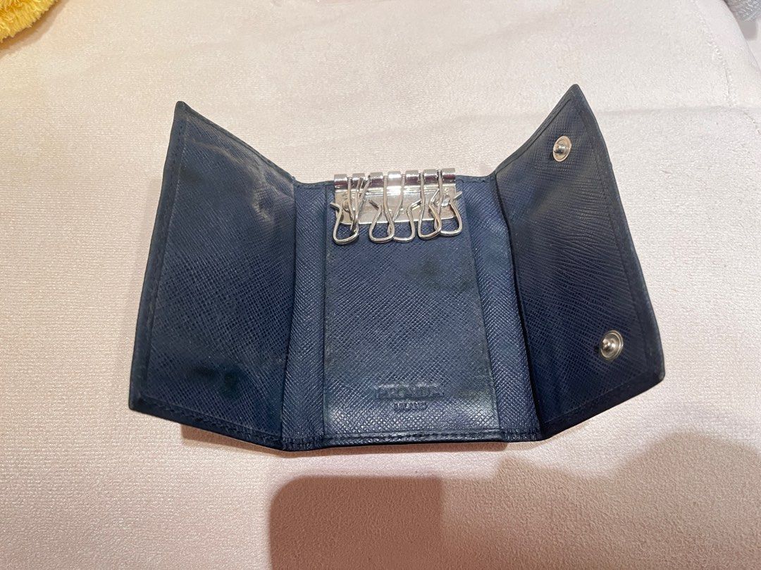 Prada saffiano key holder top