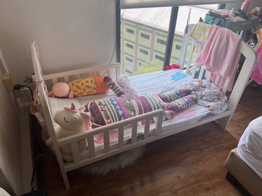 Adjustable Baby Cot & Toddler Bed, Babies & Kids, Baby Nursery & Kids