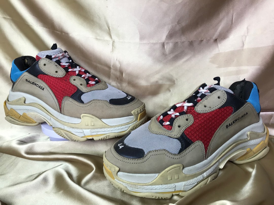 balenciaga triple s mens gold
