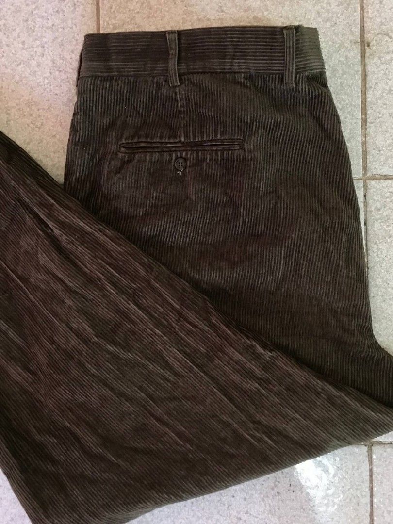 Black Brown 1826 Corduroy Pants, Men's Fashion, Bottoms, Jeans on Carousell