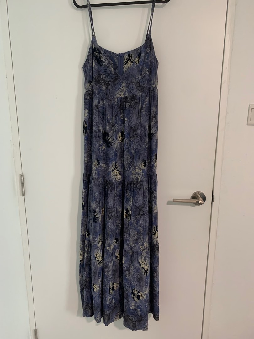 Blue Damask Print Maxi Dress, Women's Fashion, Dresses & Sets, Dresses