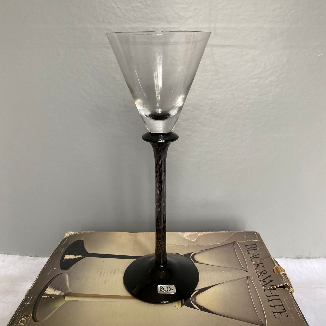 Boda Sweden Handmade Black Stem Crystal Wine Glass, Furniture & Home
