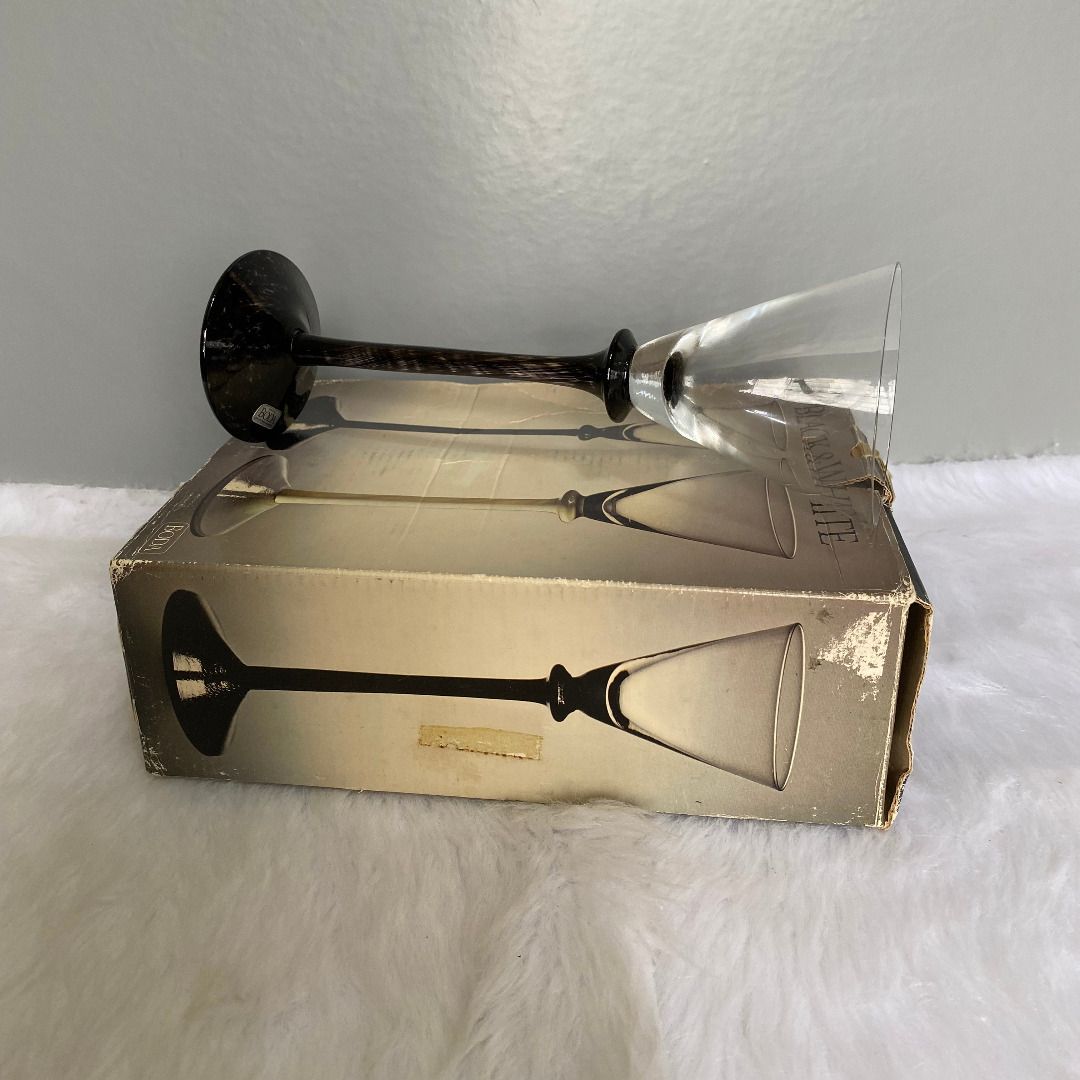 Boda Sweden Handmade Black Stem Crystal Wine Glass, Furniture & Home