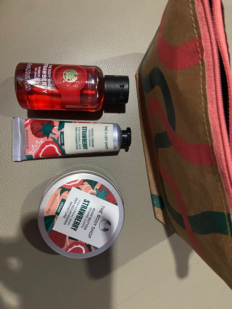Body shop travel kit, Kesehatan & Kecantikan, Kulit, Sabun & Tubuh di