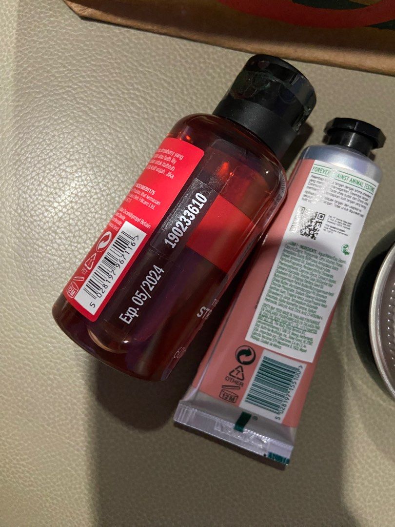 Body shop travel kit, Kesehatan & Kecantikan, Kulit, Sabun & Tubuh di