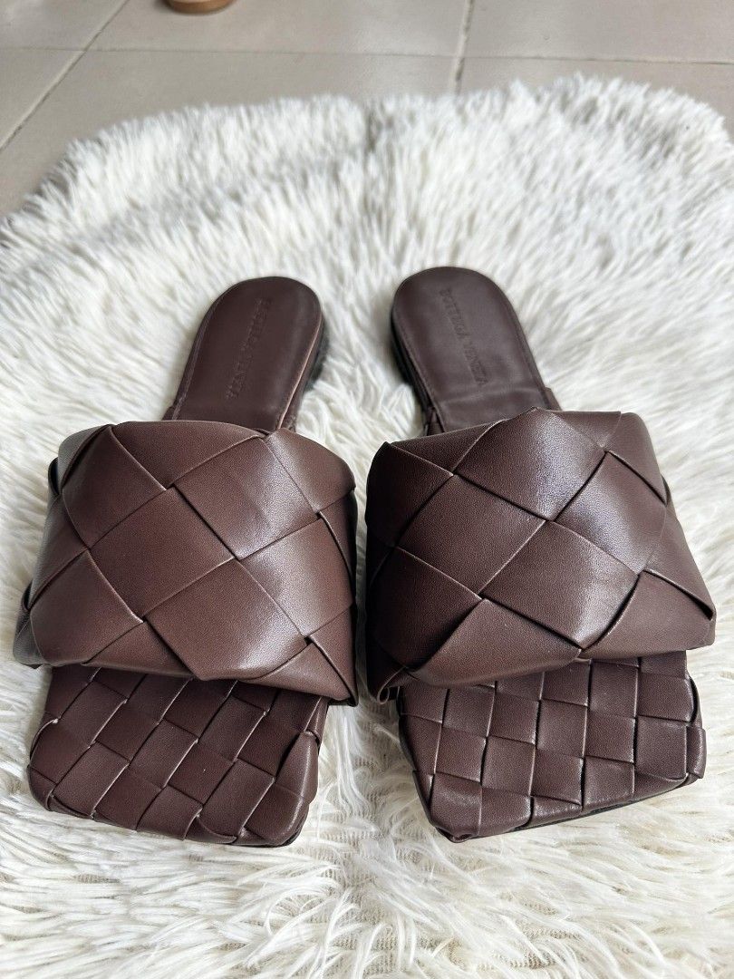 Bottega hotsell slides sale