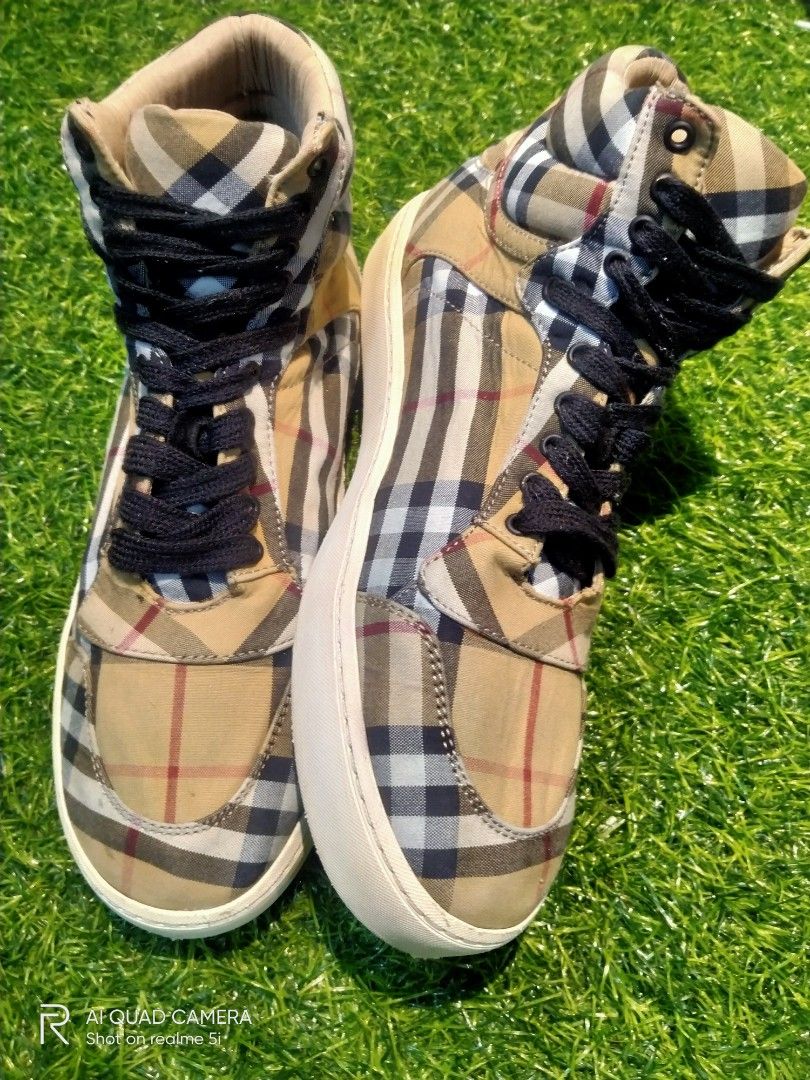 Used burberry shop
