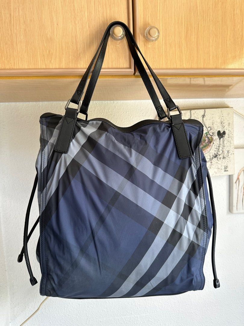 Burberry tote bag