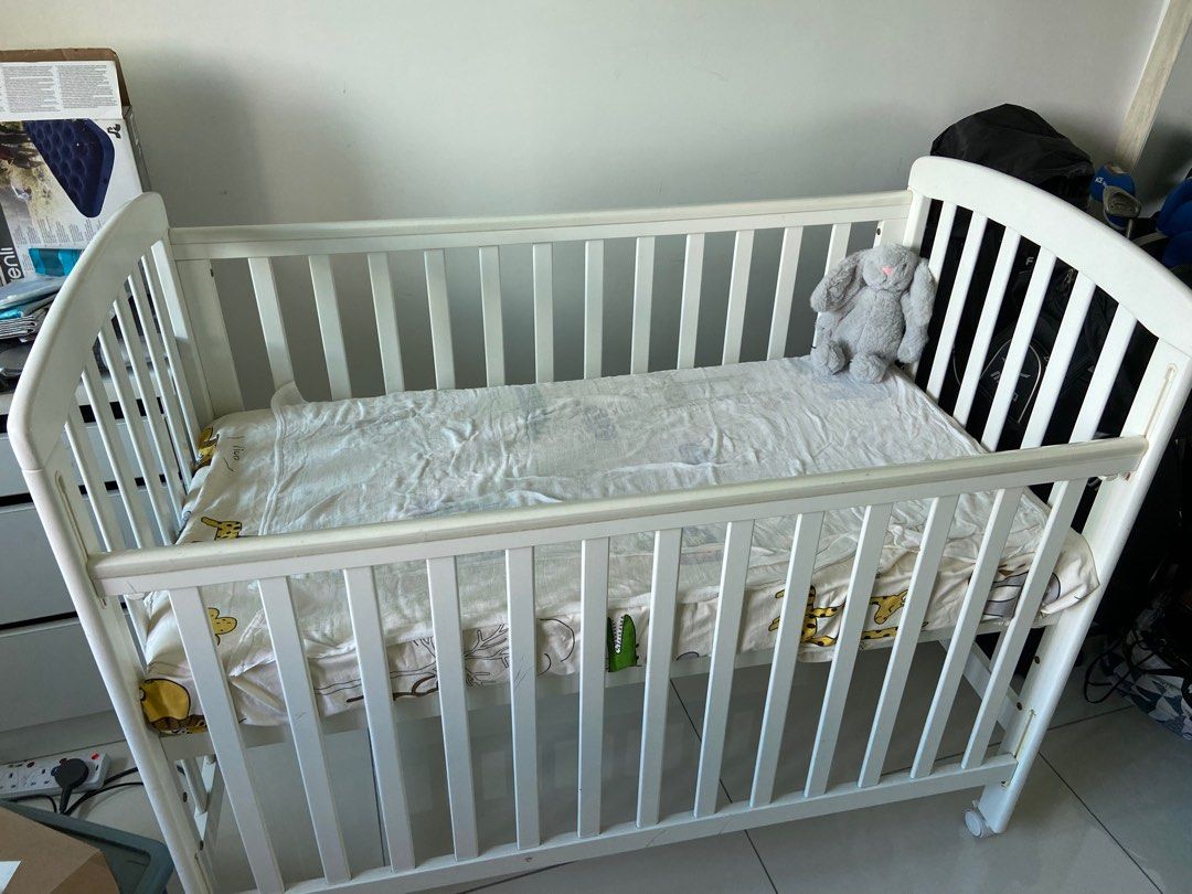 Baby weavers clearance cot bed