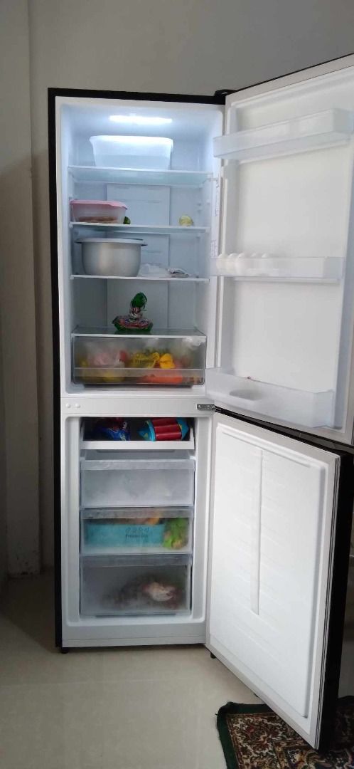 Condura maxima shop bottom freezer