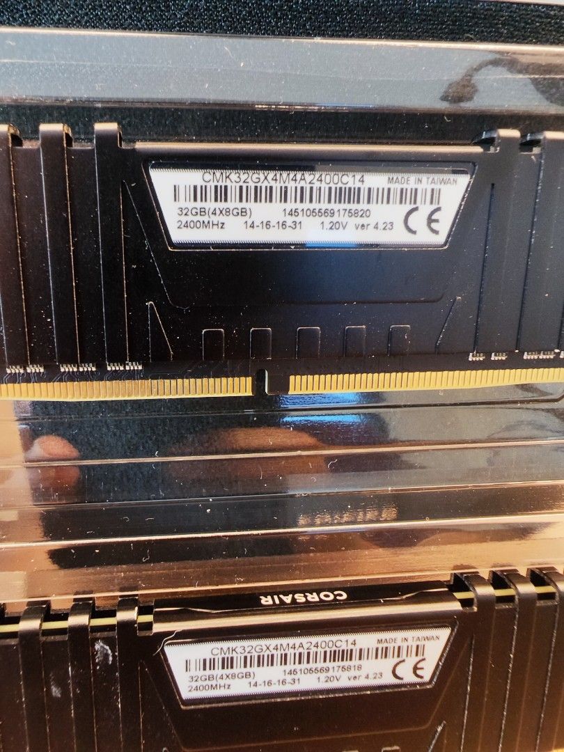 Cmk32gx4m4a2400c14 online
