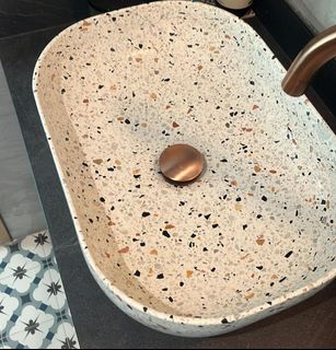 (Category: ) located in . Submitted by thegreentable (Listing ID 1240177828, Image 1). Description: .