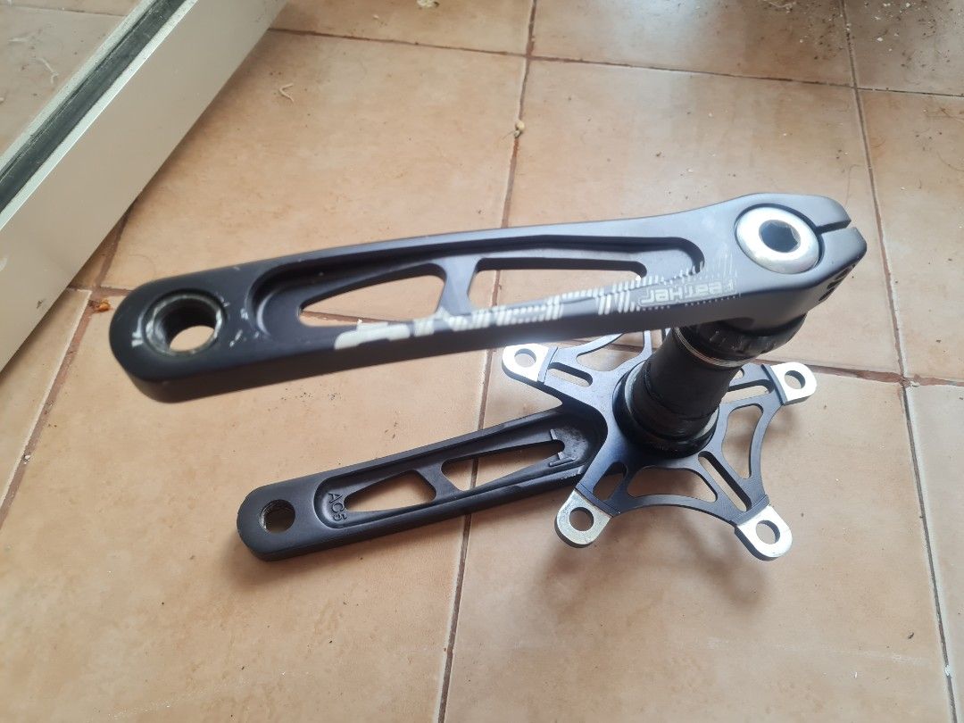 crank bolany