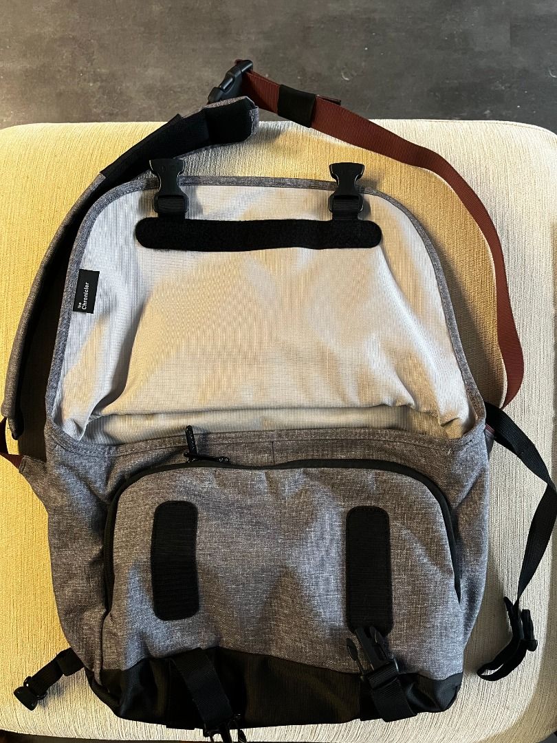 Crumpler Chronicler Bag Rare Grey Color underused, like new, Men's