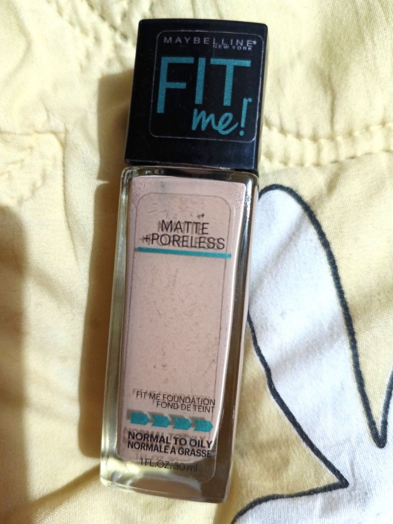 Decluttering Makeup (Category: Makeup) located in Manila. Submitted by gracieprin45148 (Listing ID 1240238391, Image 2). Description: 1time used almost full pa lahat ung isa sealed pa Revlon - 90% All Maybelline - 95-98% 300 each.